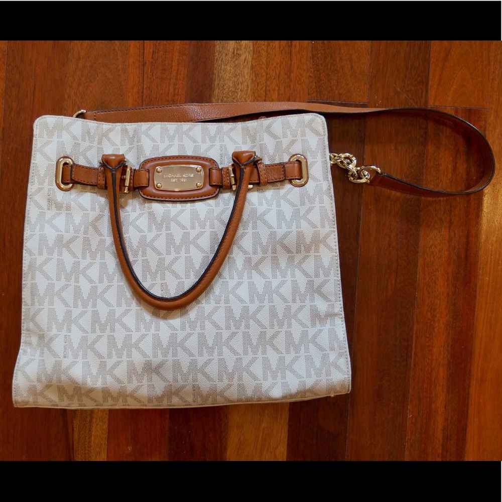 Michael Kors Large Leather Signature Tote Bag